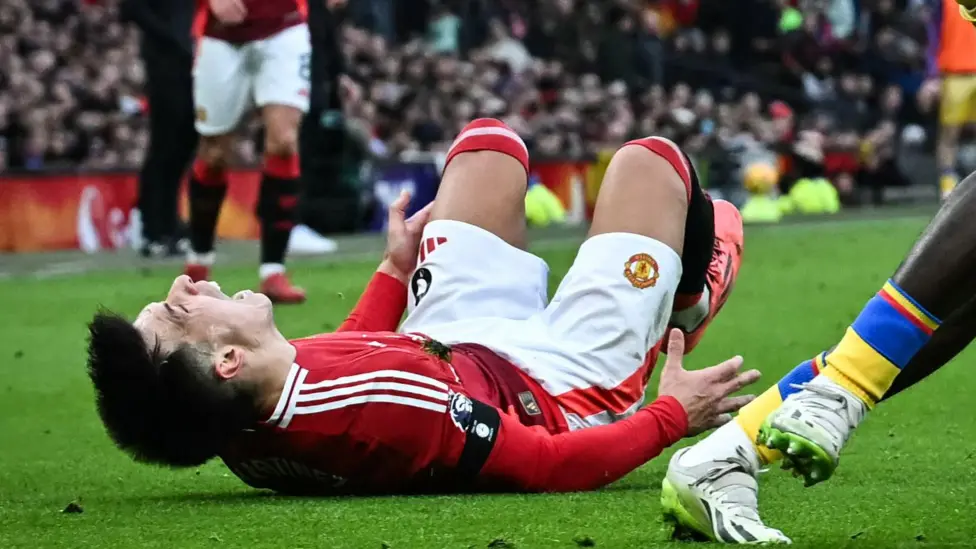Martinez went down in agony against Palace before being replaced by Matthijs De Ligt after 82 minutes