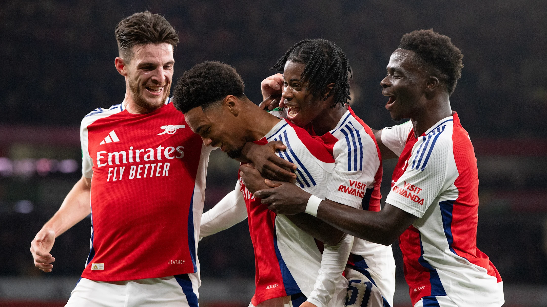 Ethan Nwaneri (centre) was forced off for Arsenal on Saturday / Visionhaus/GettyImages