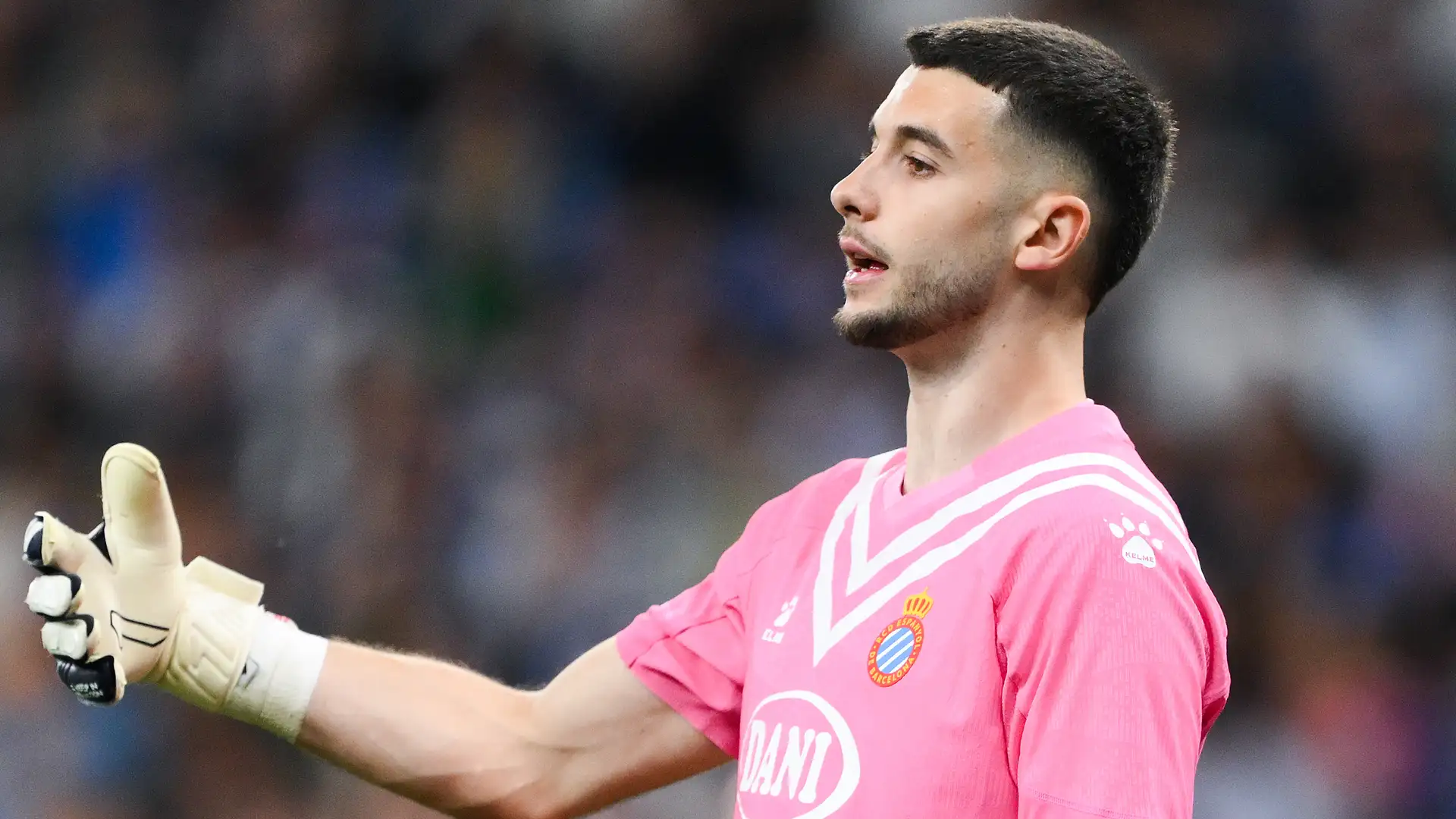 Barcelona have agreed a deal with Joan Garcia to sign the goalkeeper from Espanyol for €25 million (£21m/$28m).