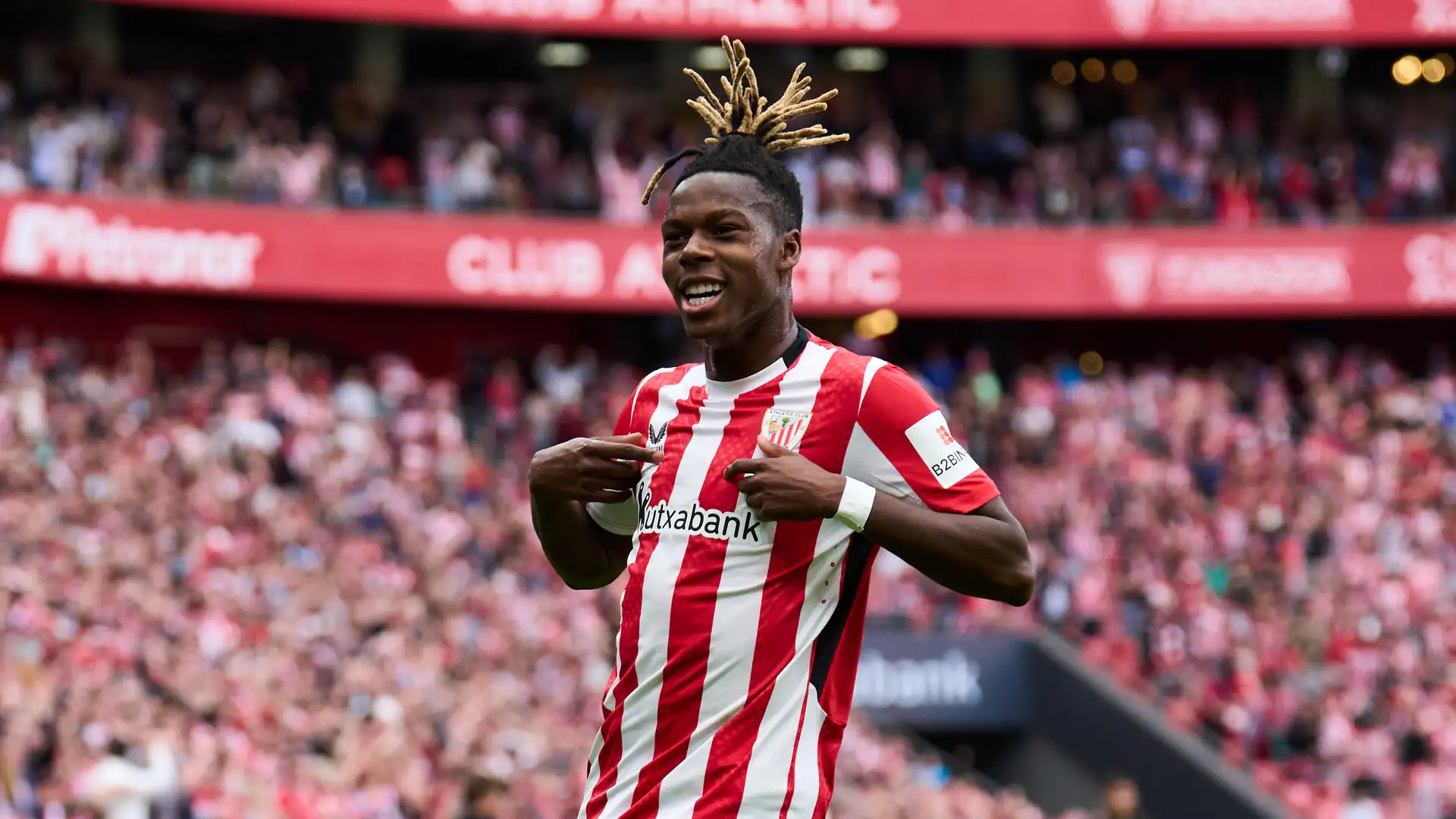 Barcelona's sporting director Deco has confirmed the club have been chasing the signature of Athletic Club's Nico Williams.