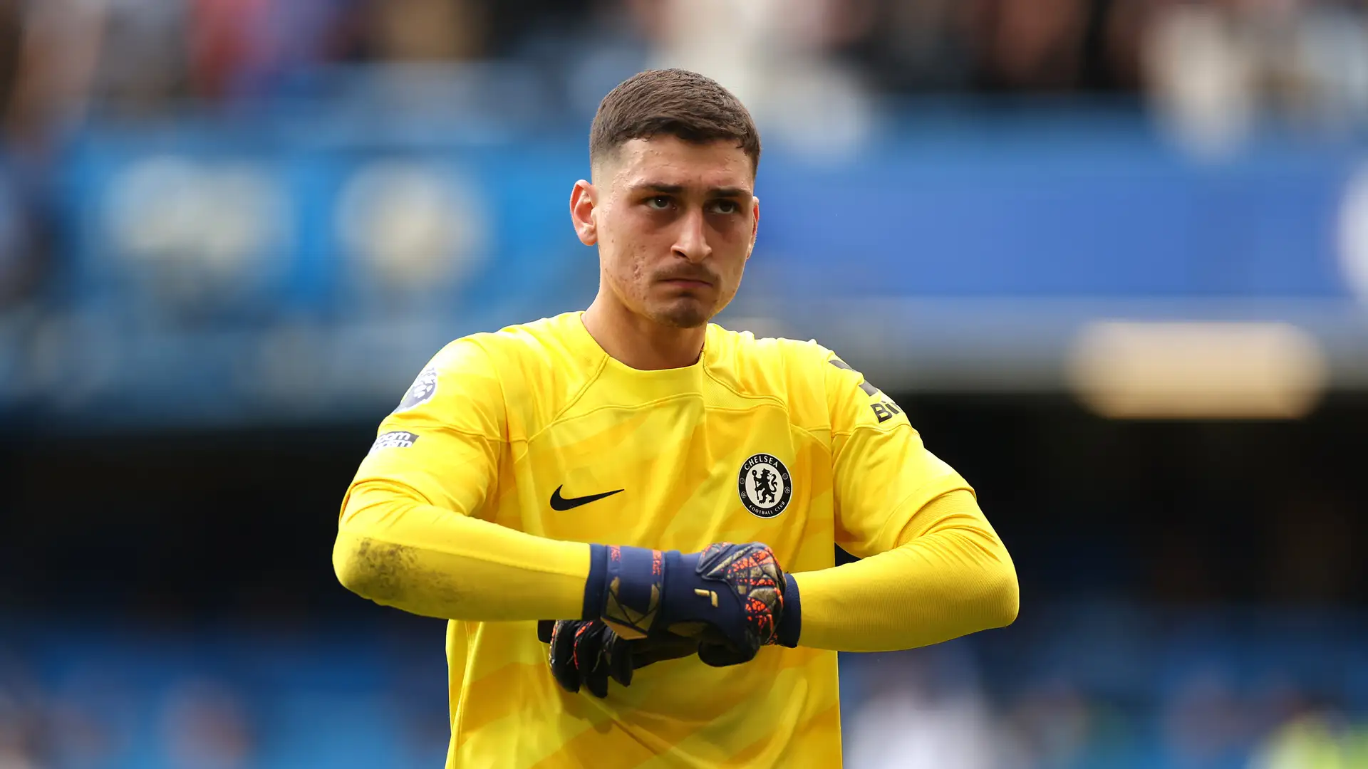 Djordje Petrovic is ready to join Galatasaray instead of Sunderland, but Chelsea's demands for the goalkeeper threaten to block a transfer.
