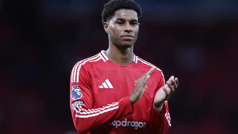 Gary Lineker gave his approval to Marcus Rashford's imminent move to Barcelona from Manchester United as he reacted on social media