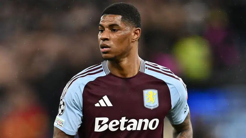 Liverpool are reportedly considering a surprising transfer swoop for Manchester United outcast Marcus Rashford as the English forward is looking to exit Old Trafford this summer.