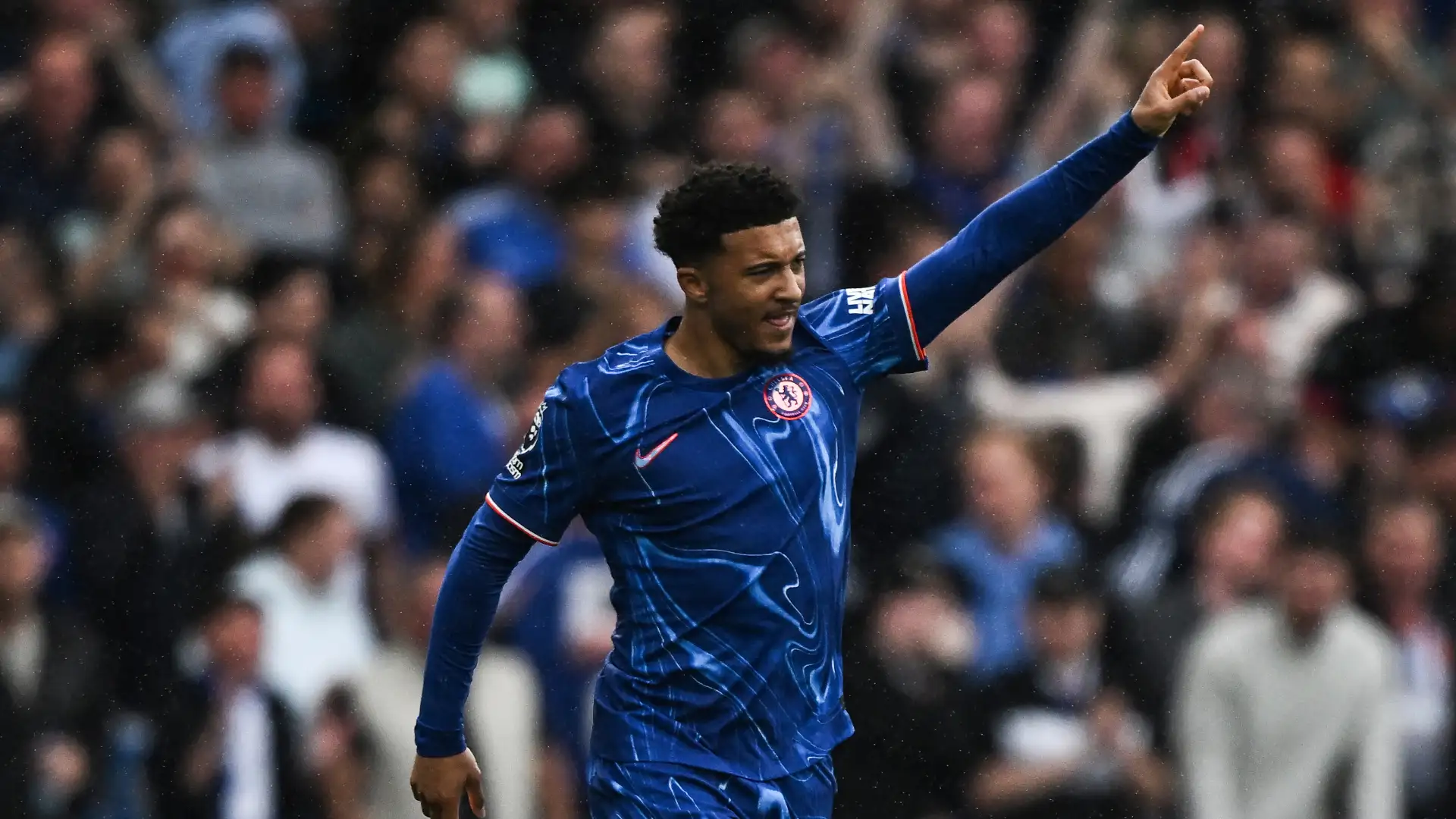 Jadon Sancho is ready to take a massive pay cut to leave Manchester United for Juventus but the Serie A club have yet to meet their asking price.