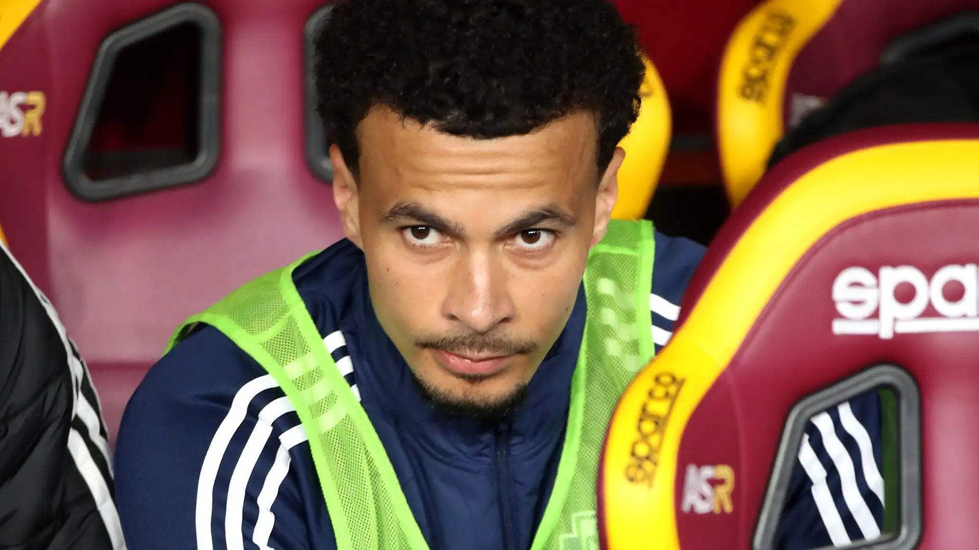 Dele Alli is reportedly weighing up the possibility of ending his playing career at just 29 years old. According to La Gazzetta dello Sport, the Como midfielder’s future hangs in the balance after being frozen out of the club’s first-team plans by manager Cesc Fabregas.