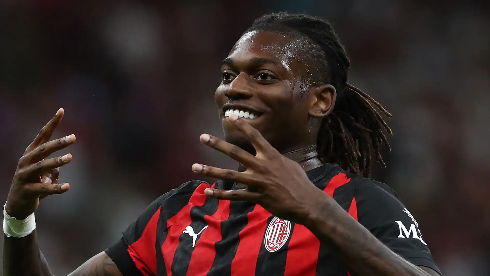 AC Milan forward Rafael Leao revealed he was close to signing for his boyhood dream club Benfica, but the move fell through after the club failed to keep their promise of sending a van to pick him up for training. The setback left Leao in tears and ultimately led him to join Benfica’s arch-rivals Sporting CP, where he would go on to make his senior debut before eventually leaving Portugal.