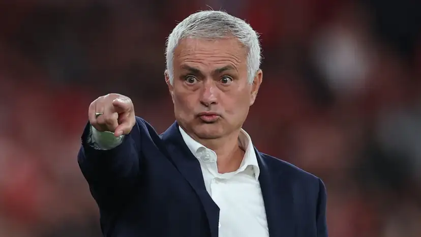 Benfica have publicly backed Jose Mourinho