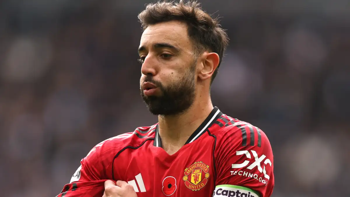 Manchester United have been told that they should not ignore any “stupid“ transfer offers from the Saudi Pro League for Bruno Fernandes. Interest from that part of the world was shown in the Portuguese midfielder over the summer of 2025 and could be rekindled 12 months on, with the Red Devils needing to decide whether or not to cash in on a player that is now 31 years of age.