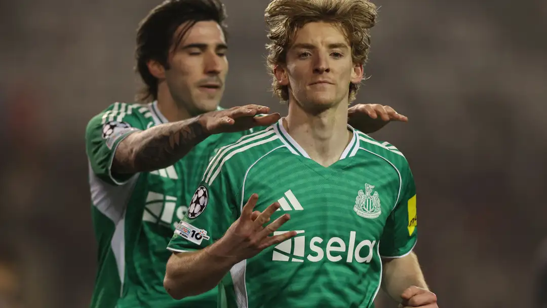 Manchester United, Manchester City and Liverpool, among others, have been told how much it will cost to lure Newcastle's star players away from St. James' Park this summer. A host of key Magpies players have been linked with departures in recent months as Premier League rivals seek to exploit their sub-par season to boost their own respective squads.