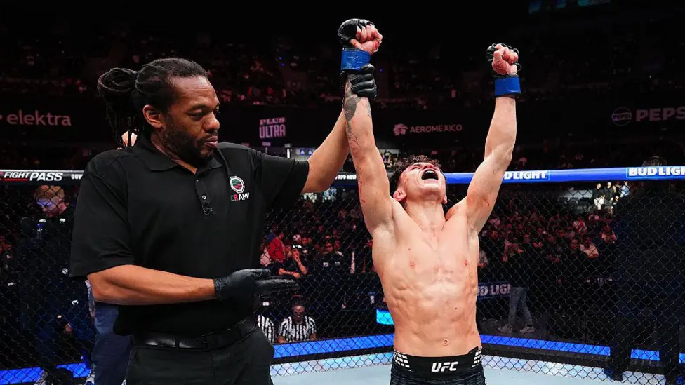 Lone'er Kavanagh has won three of his four UFC fights