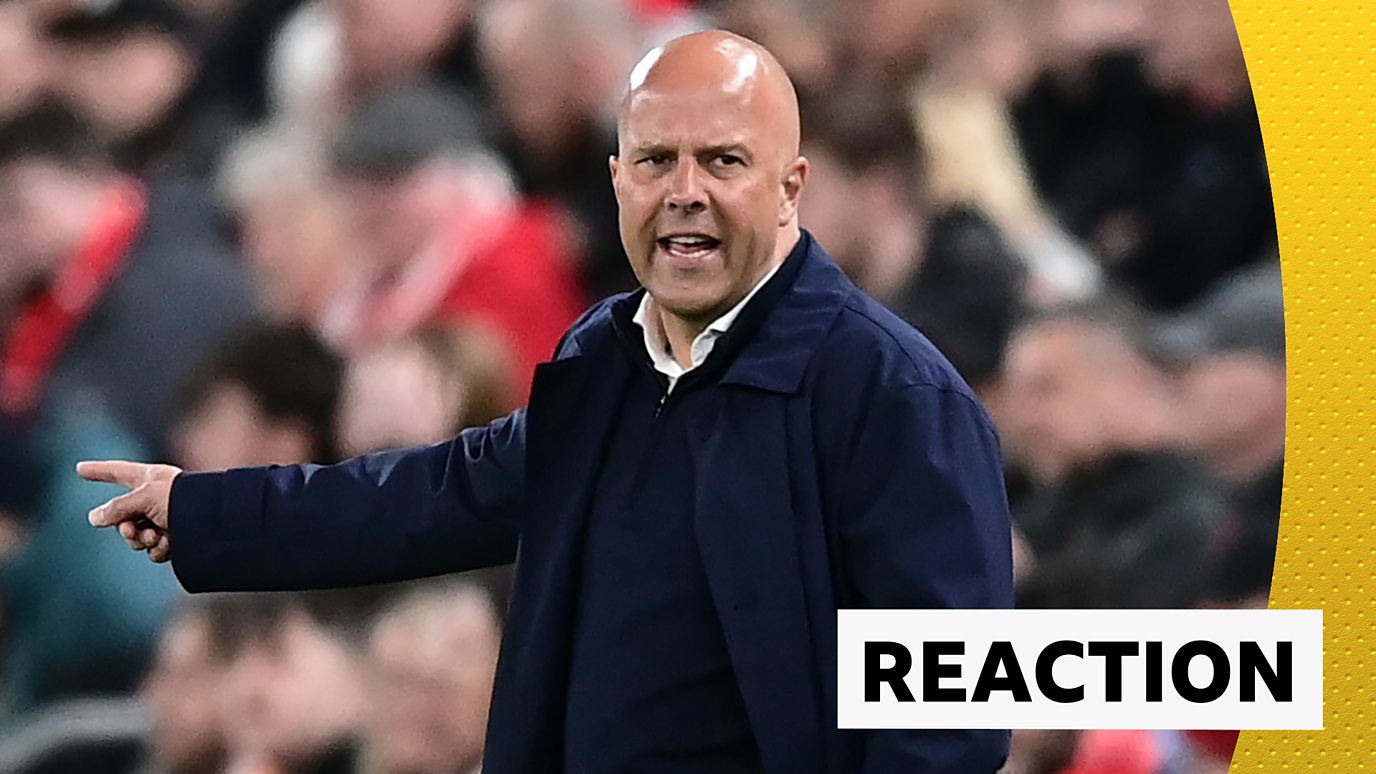 'So obvious' - Slot disputes decision not to send off Tarkowski