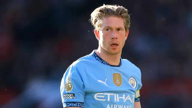 Manchester City midfielder Kevin De Bruyne has opened up on the heartache of receiving no new contract offer from the club, saying 'it wasn't nice'.