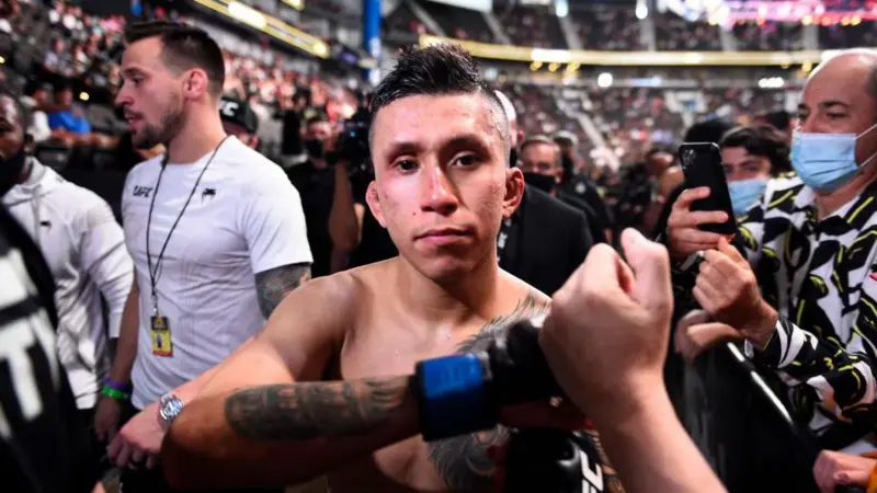 Molina has won 11 of his 13 professional MMA bouts