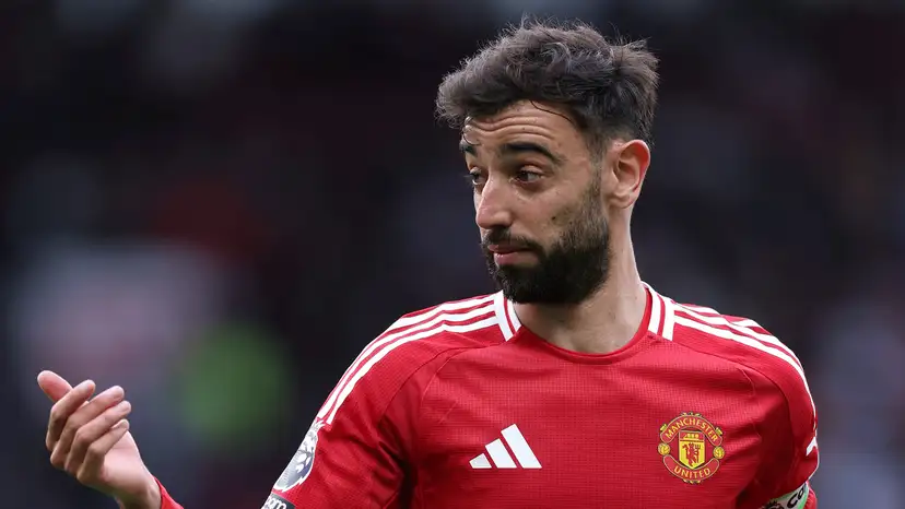 Bruno Fernandes has been given a transfer ultimatum with a £100 million ($135m) offer on the table from Saudi Pro League giants Al-Hilal.