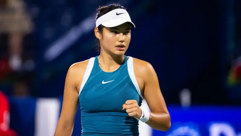 Emma Raducanu spotted the man in the crowd in Dubai before he was removed from the court