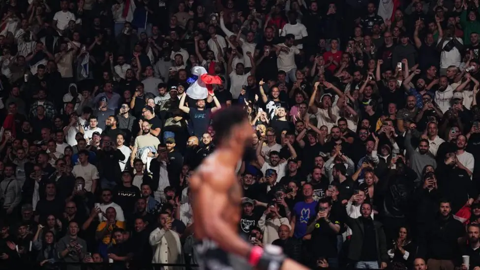 Morgan Charriere scored a one-punch knockout at last year's Paris event