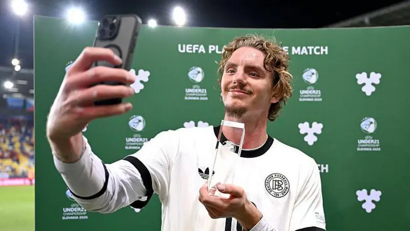 England Under-21s will come up against a tough challenge in their European Championship defence when they face Germany -