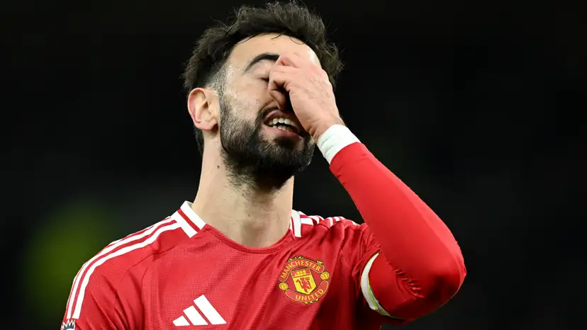 Ivan Toney says Bruno Fernandes "obviously hasn't seen" the Saudi Pro League, with the Manchester United captain snubbing a lucrative transfer offer.