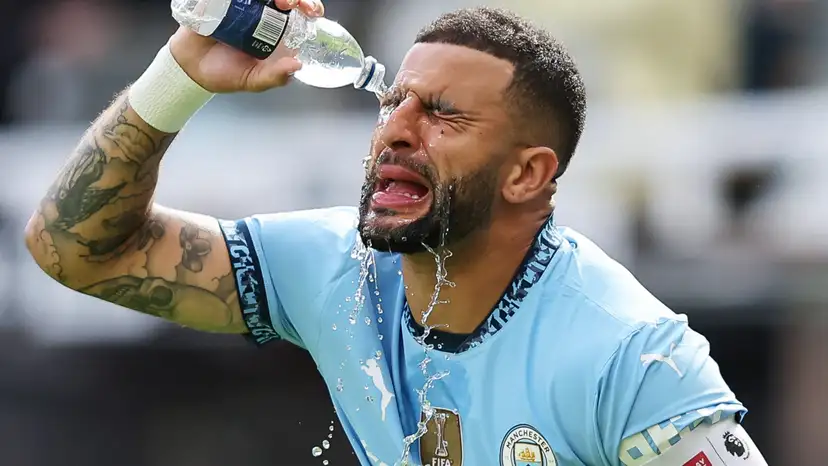Kyle Walker is back in England and enjoying home comforts, with the Manchester City outcast spending over £300 on a Chinese takeaway.