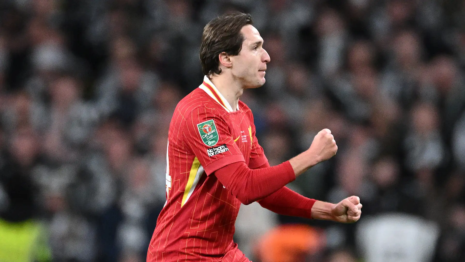 Liverpool are keen to offload Federico Chiesa to AC Milan but want a permanent sale rather than the loan the Serie A club are currently requesting.