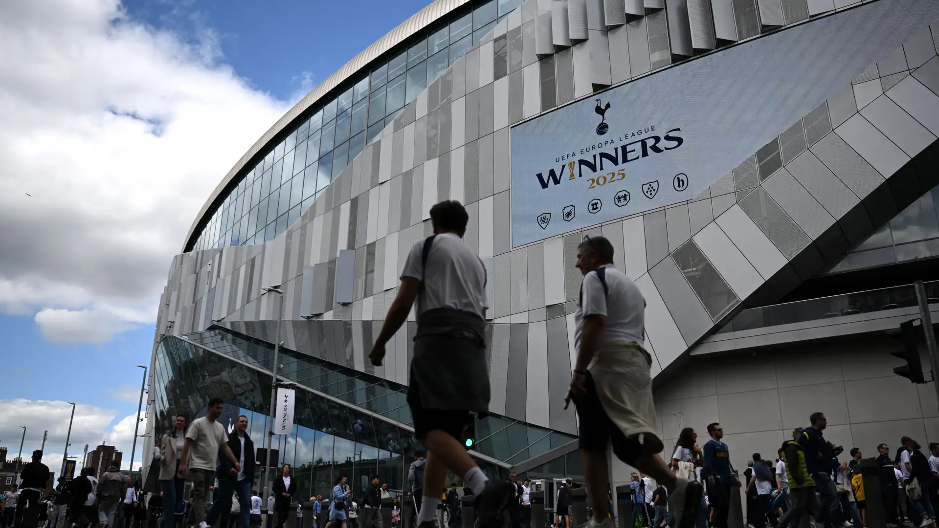 Tottenham Hotspur have been hit with a £75,000 FA fine due to crowd misconduct at a Premier League match against Manchester United last September.