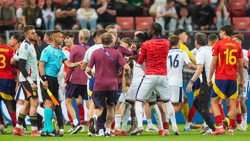 The English and Spanish Under-21 sides were involved in a brawl after the final whistle of their clash with staff and players having to be separated.