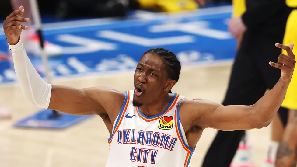 Williams scored 11 of his points in the fourth quarter