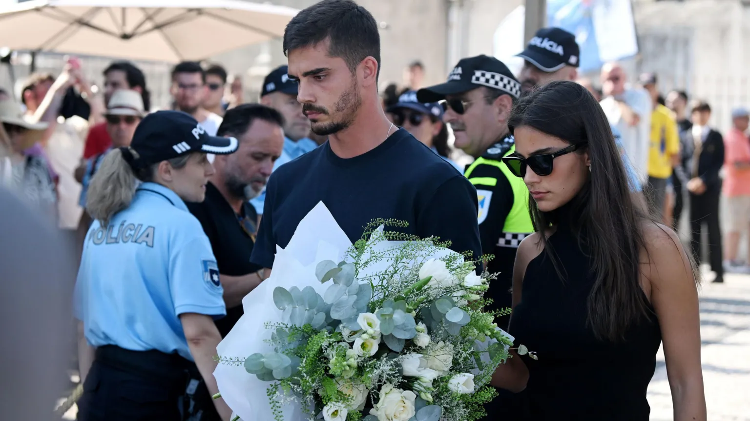 Portugese national team player Andre Silva was among footballers and politicians to attend the public wake in Gondomar