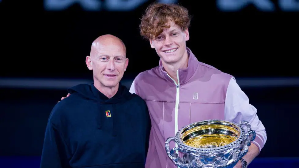 Jannik Sinner (right) and Umberto Ferrara (left) stopped working together last August