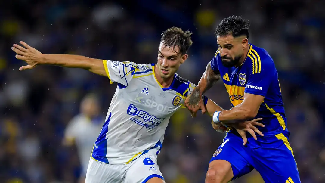 Borussia Dortmund are in advanced talks to sign highly rated centre-back Juan Gimenez from Rosario Central, with final details still being discussed.