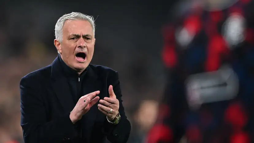 Jose Mourinho has given the go-ahead for Fenerbahce to sign Bayern Munich winger Kingsley Coman.