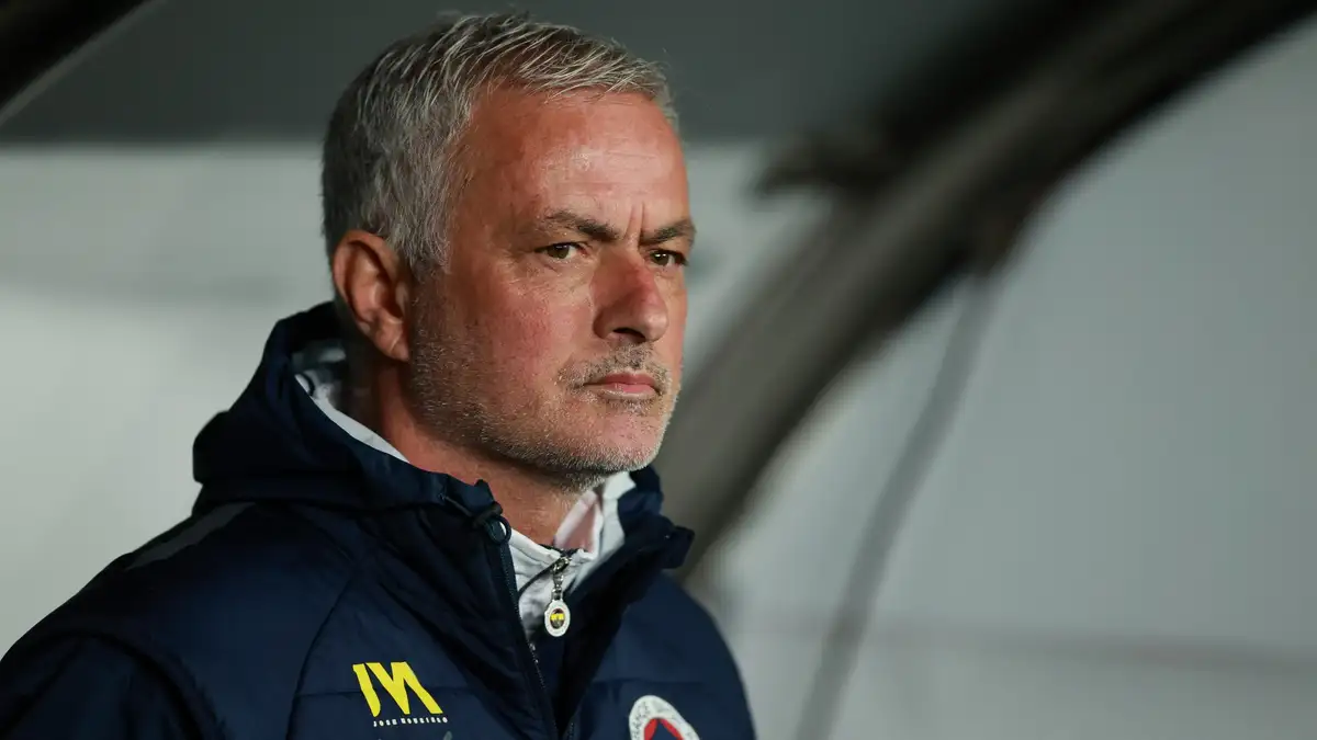 Jose Mourinho plans to return to Portugal but insists that he wants to be at the 'peak' of his career rather than go back for a 'golden retreat'.