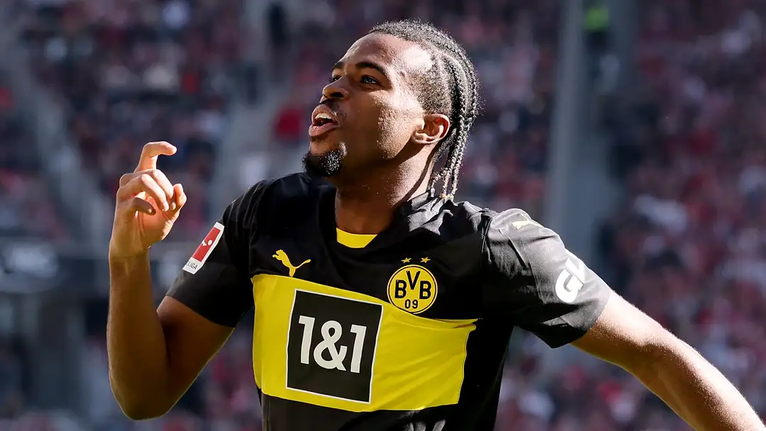 Borussia Dortmund have reignited plans to sign Carney Chukwuemeka on loan from Chelsea this summer as they search for Jamie Gittens' replacement.