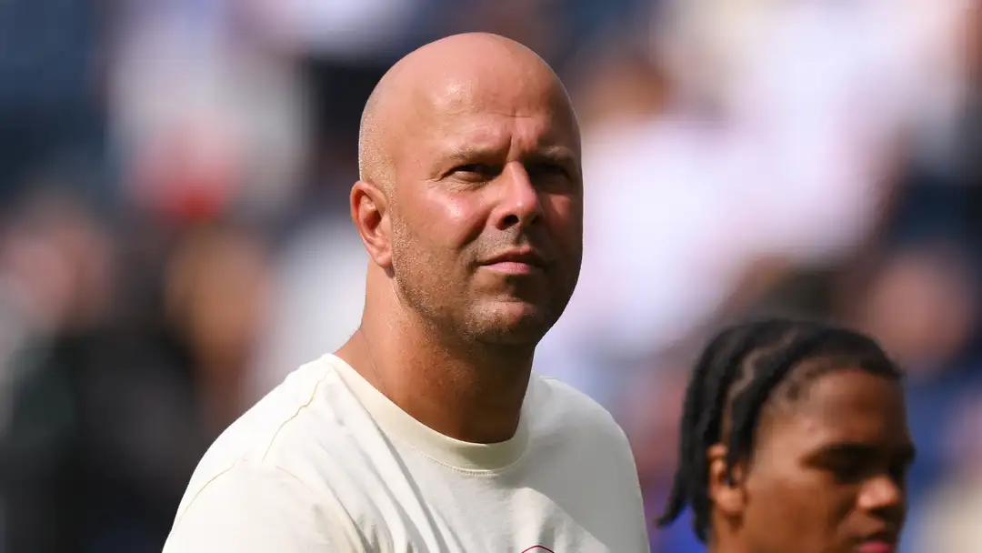 Liverpool are interested in signing Parma defender Giovanni Leoni, per a new report in Italy.