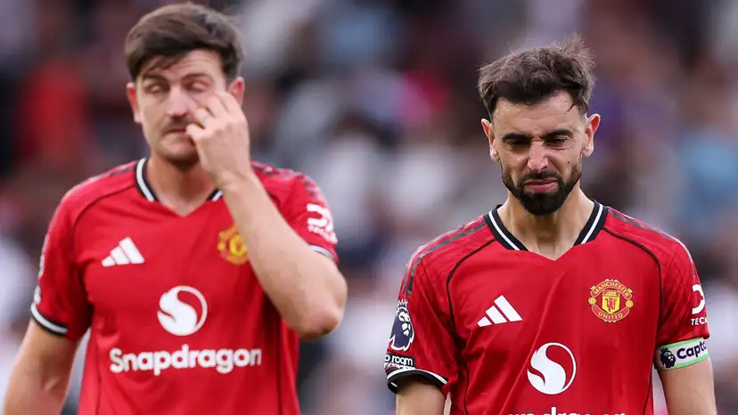 Wayne Rooney has told Manchester United how many transfers they need to complete before the summer deadline in 2025 passes.