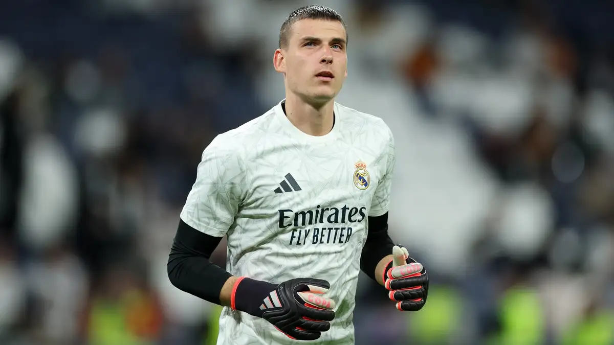 Fenerbahce are interested in bringing Andriy Lunin to Istanbul and have reportedly registered an official bid for the Ukranian goalkeeper.