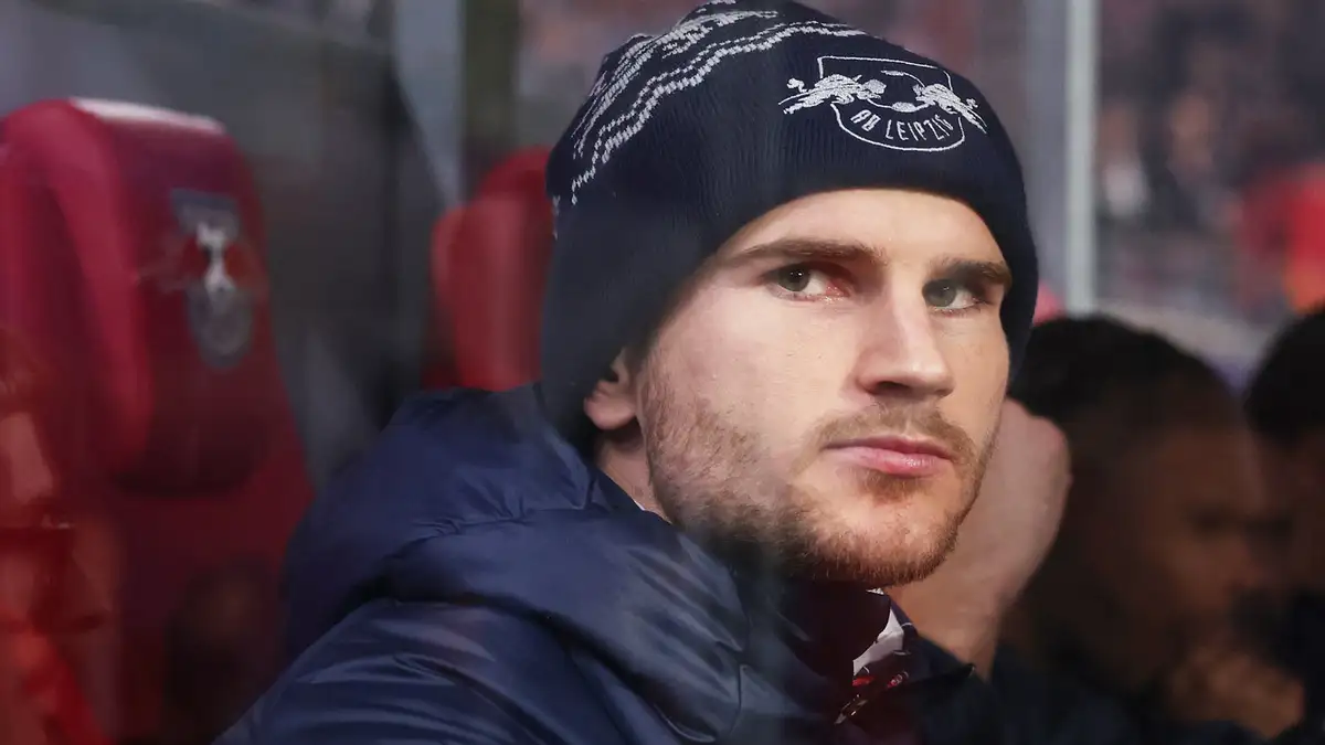 RB Leipzig forward Timo Werner has been given a deadline to decide on a move to New York Red Bulls as the German side look to offload his high wages.