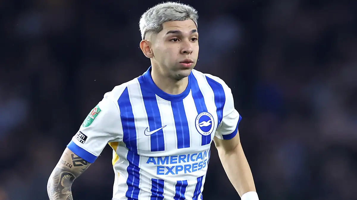 Fabian Hurzeler shared a major update on Julio Enciso's potential Brighton exit. Chelsea's ownership group, BlueCo, have launched another raid on Brighton to snap up Enciso, the 21-year-old Paraguayan forward once tipped as one of the Premier League’s brightest young stars.