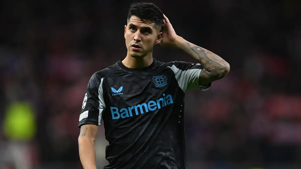 Jose Muorinho's Fenerbahce are plotting a move for Bayer Leverkusen midfielder Exequiel Palacios, with Erik ten Hag facing another key exit.
