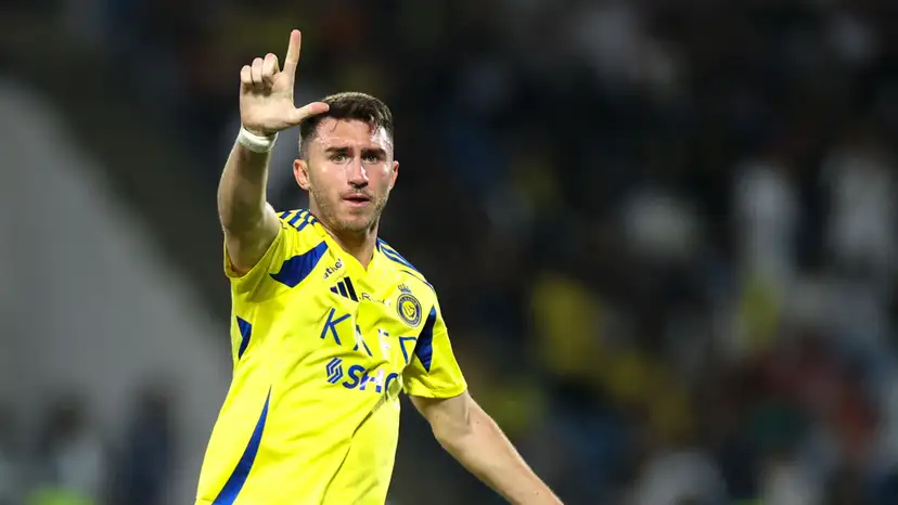 Aymeric Laporte's move to Athletic Club has ground to a halt as Al-Nassr are not ready to let the defender leave for free.