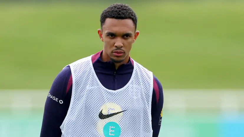 Thomas Tuchel had a "difficult" phone call with Trent Alexander-Arnold