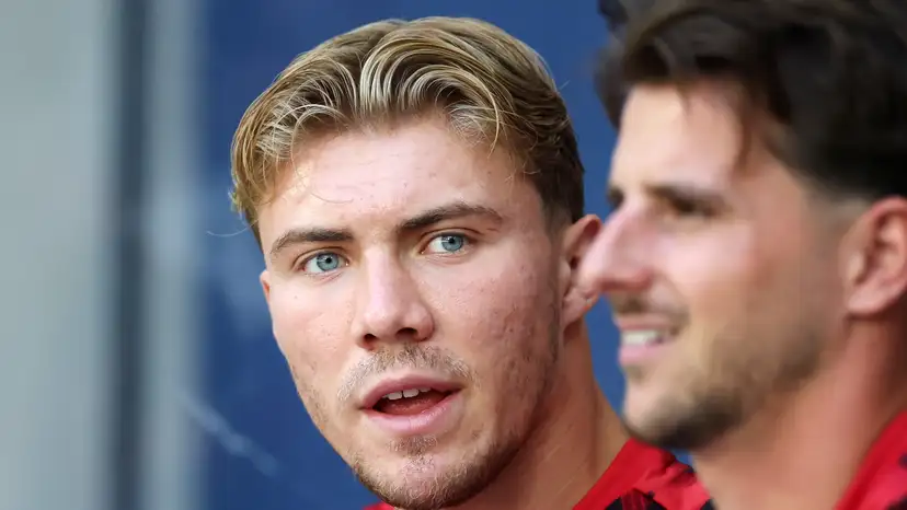 Rasmus Hojlund is reportedly closing in on a Serie A return despite expressing his desire to stay at Manchester United.