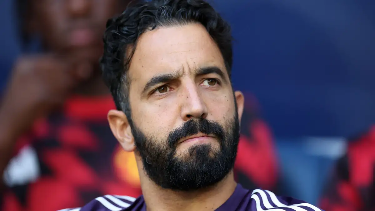 Manchester United are set to finish ninth in the Premier League while Arsenal will finish fourth, according to ex-Chelsea star Joe Cole.