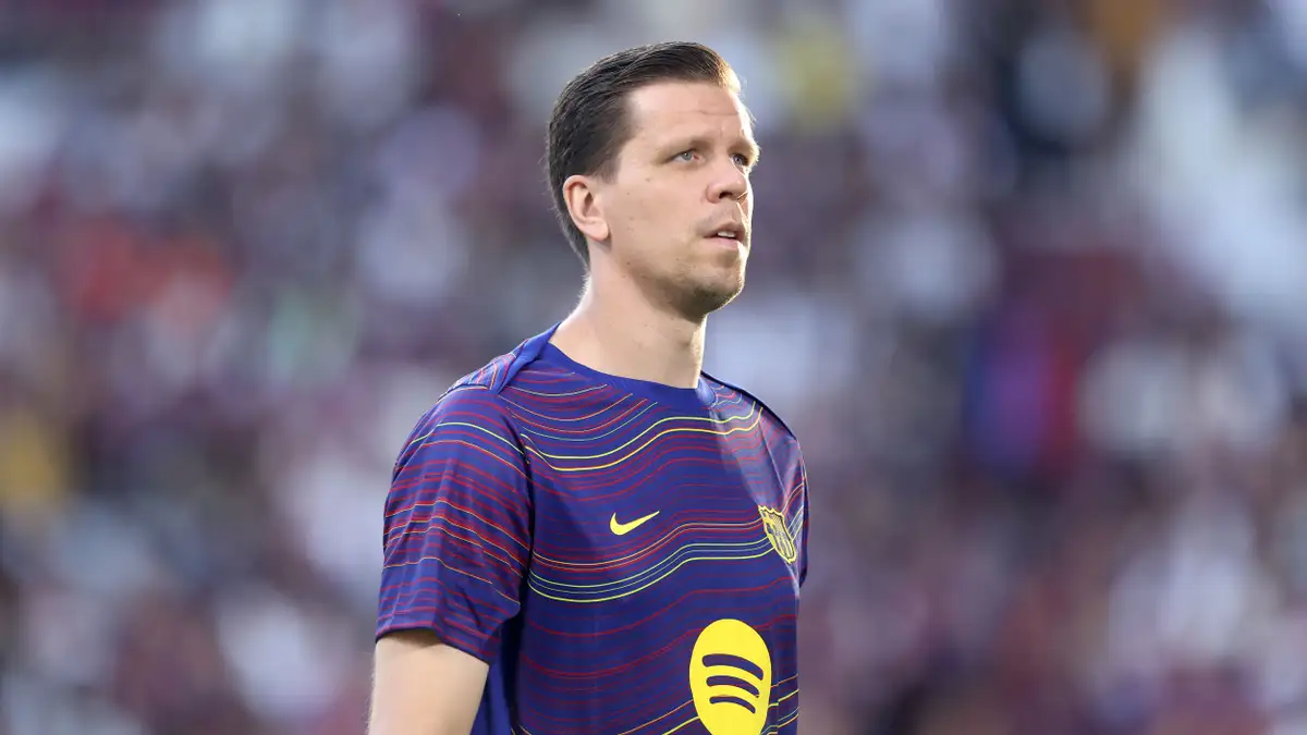 Barcelona plan to register Wojciech Szczesny and Gerard Martin by loaning out Inaki Pena to free up space on the wage bill.