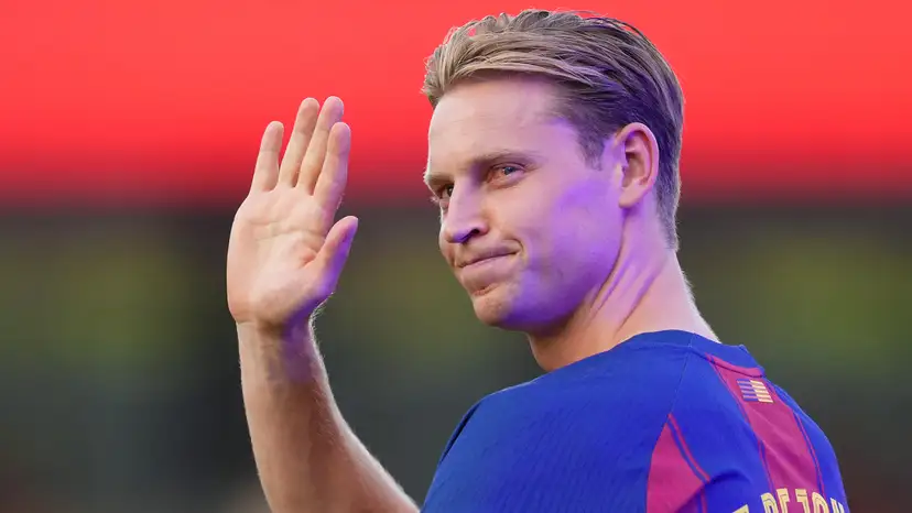 Frenkie de Jong’s long-running contract saga at Barcelona looks set to end after the midfielder appointed a new agent, clearing path for an extension.