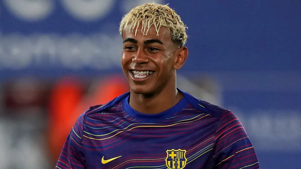 Lamine Yamal has been named the best teenager in world football as three Chelsea wonderkids featured in the top 10. The Barcelona and Spain prodigy topped the CIES Football Observatory rankings with a remarkable average rating of 97.7, narrowly edging out some of the world’s finest emerging talents.