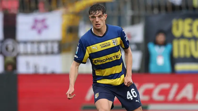 Liverpool are closing in on Parma’s teenage centre-back Giovanni Leoni, with the 18-year-old pushing for an immediate move to Arne Slot’s squad.