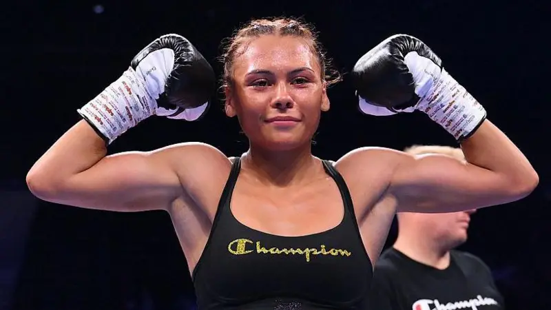Tiah-Mai Ayton won her pro debut via a third-round stoppage in June 2025