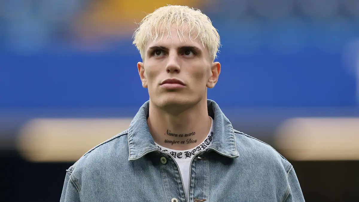 Jamie Carragher slammed Alejandro Garnacho's behaviour at Stamford Bridge ahead of his Chelsea move. A £40 million ($54m) capture from Manchester United, tied down on a massive seven-year deal, the 21-year-old Argentina winger arrived in west London with expectation swirling around him.