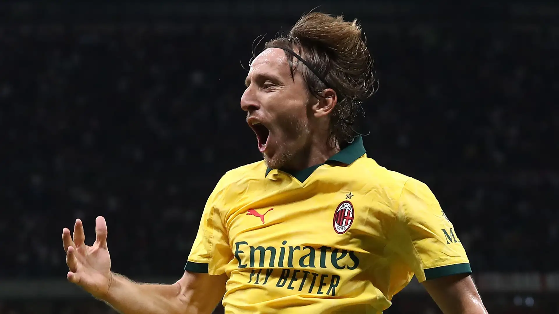 AC Milan legend Demetrio Albertini has praised midfielder Luka Modric, saying he brings calmness to the team and is helping his team-mates perform at their best. Albertini also compared Modric to former Italian midfielder Andrea Pirlo, noting that both players reinvented themselves with age to meet the needs of their teams.